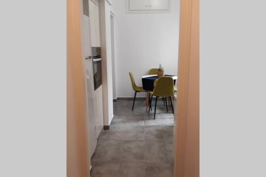Cozy Apartment For 4 In Kolonaki, Lycabettus Афины Экстерьер фото