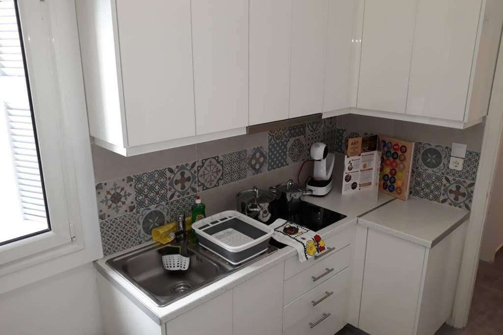 Cozy Apartment For 4 In Kolonaki, Lycabettus Афины Экстерьер фото