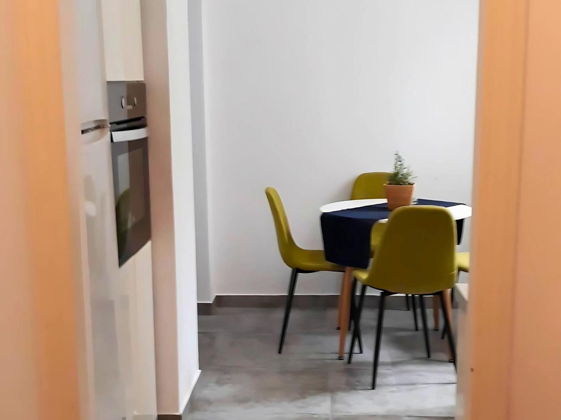 Cozy Apartment For 4 In Kolonaki, Lycabettus Афины Экстерьер фото